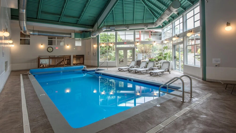 Photo - Gibsons Garden Hotel