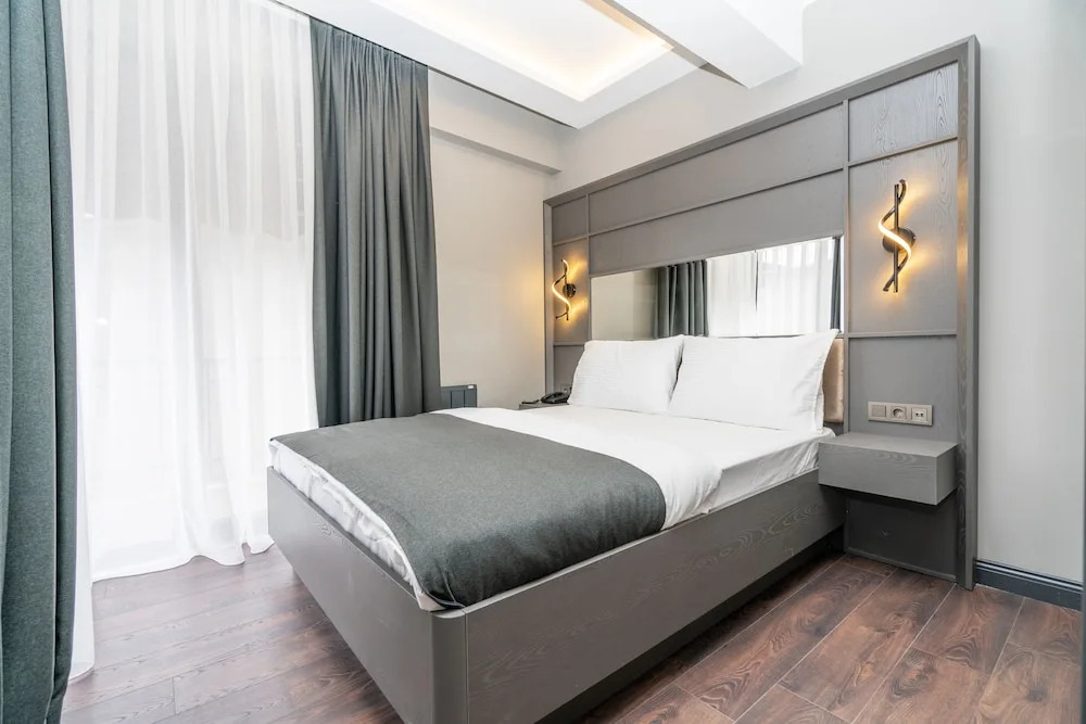 Photo - 216 Style Suite