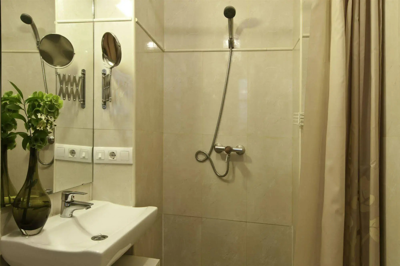 Photo - Un Patio al Sur