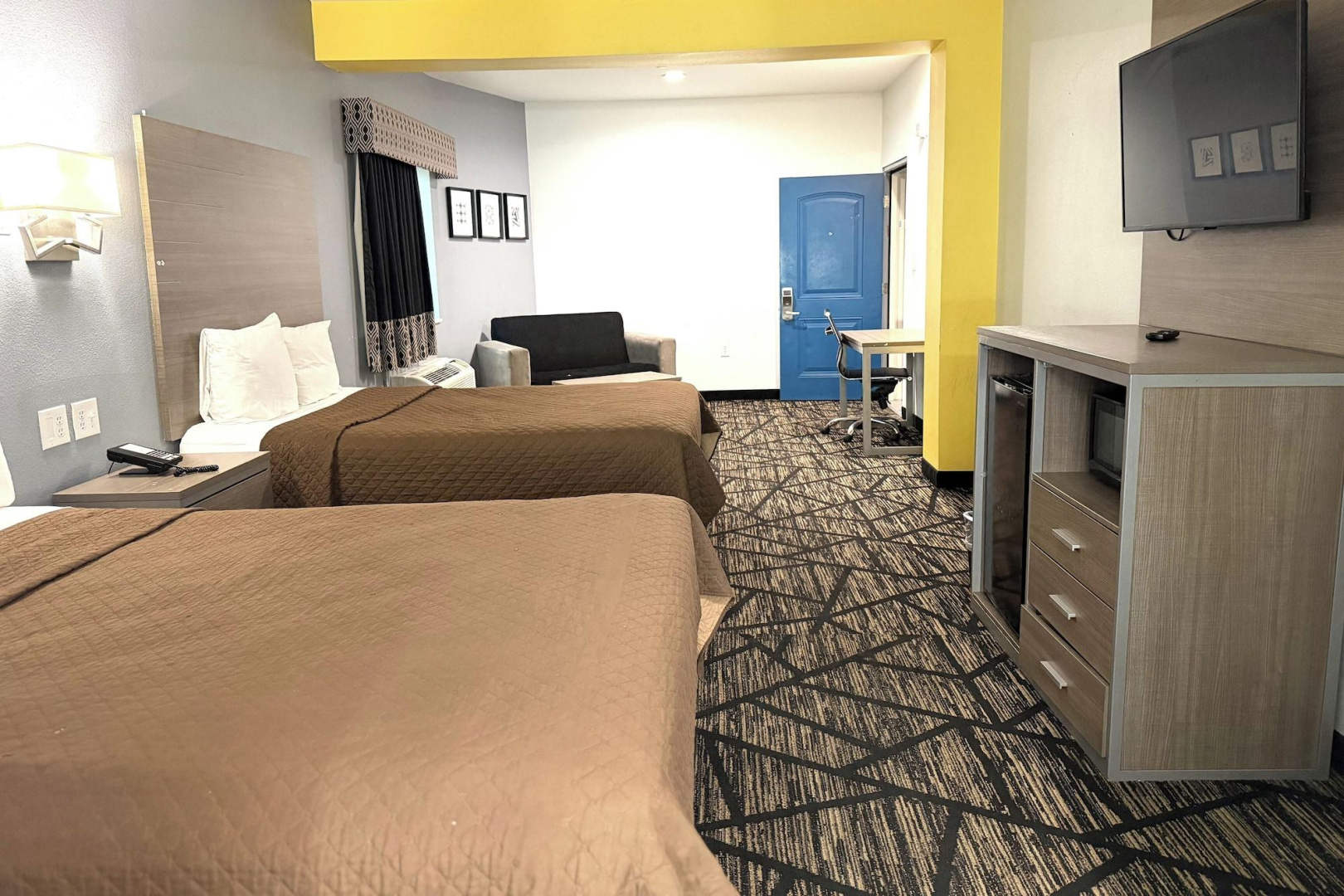 Photo - Hotel Royale IAH Airport North Houston I-45