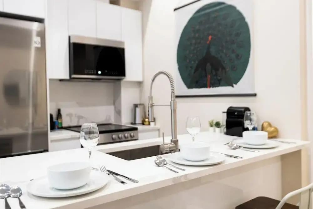 Photo - Mont Royal Suites - M11