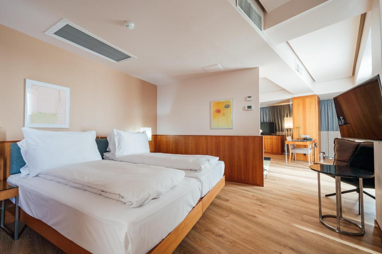 Photo - Peakture Hotel