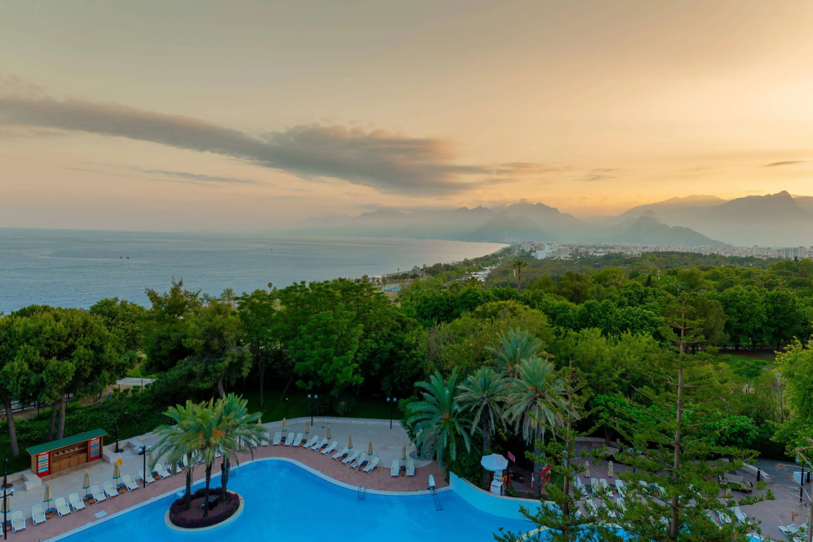 Foto - Rixos Downtown Antalya - The Land Of Legends Access