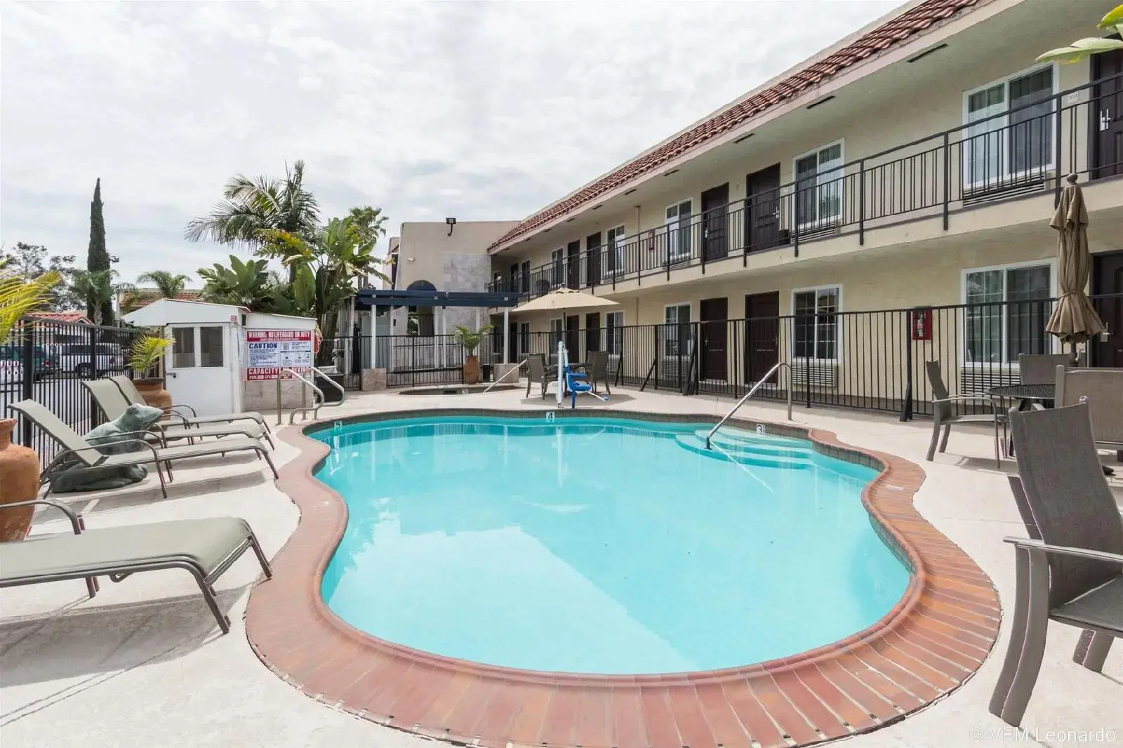 Photo - Econo Lodge Inn & Suites Escondido Downtown