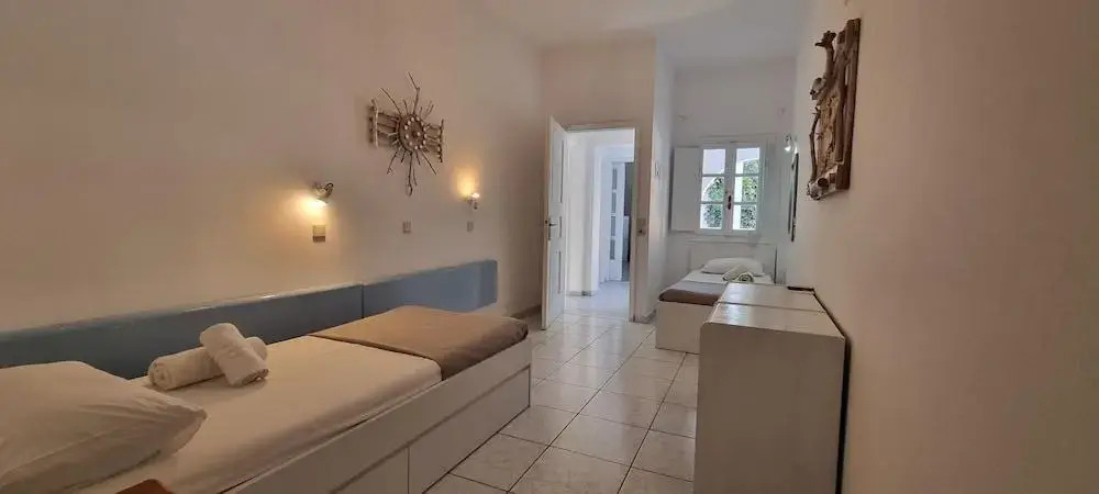 Foto - Three Harites