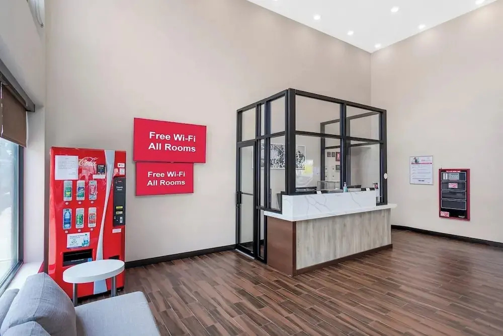 Foto - Red Roof PLUS Brooklyn - 3rd Ave