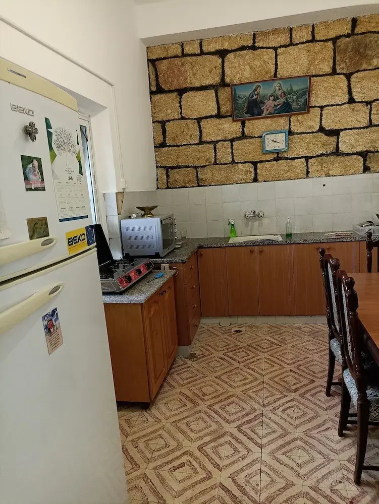 Foto - Issa's House