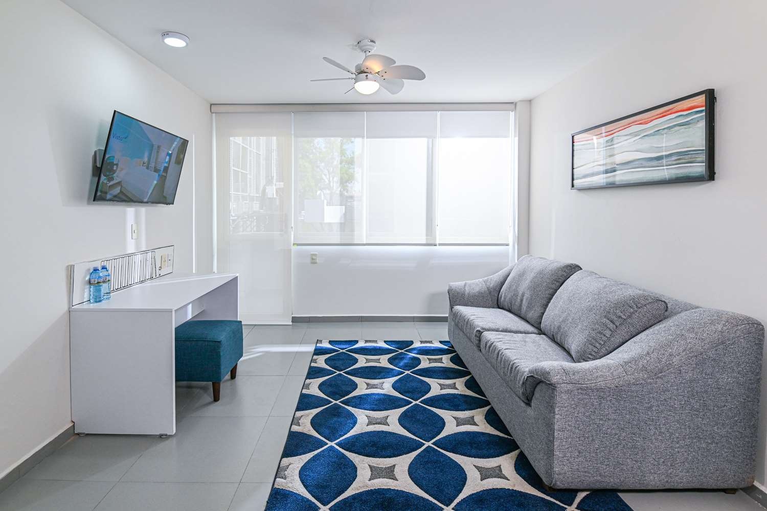 Photo - Vista Express Guadalajara Expo SureStay Collection by BW