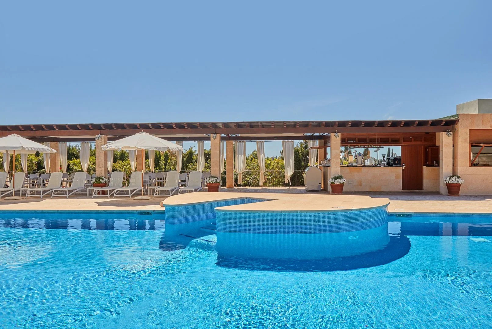 Photo - Pula Suites Boutique Resort