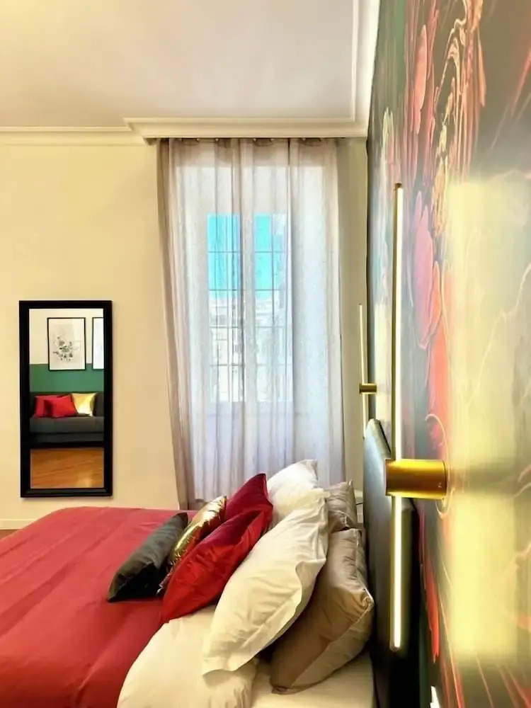 Photo - Vacanze Romane Suite 7 Languages