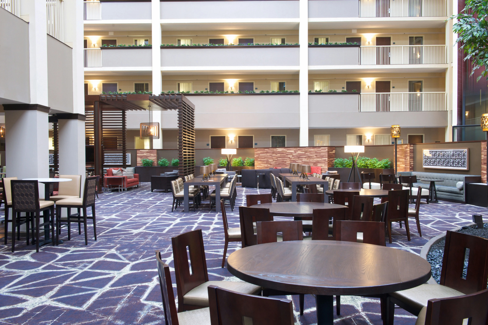Foto - Embassy Suites by Hilton Philadelphia Airport