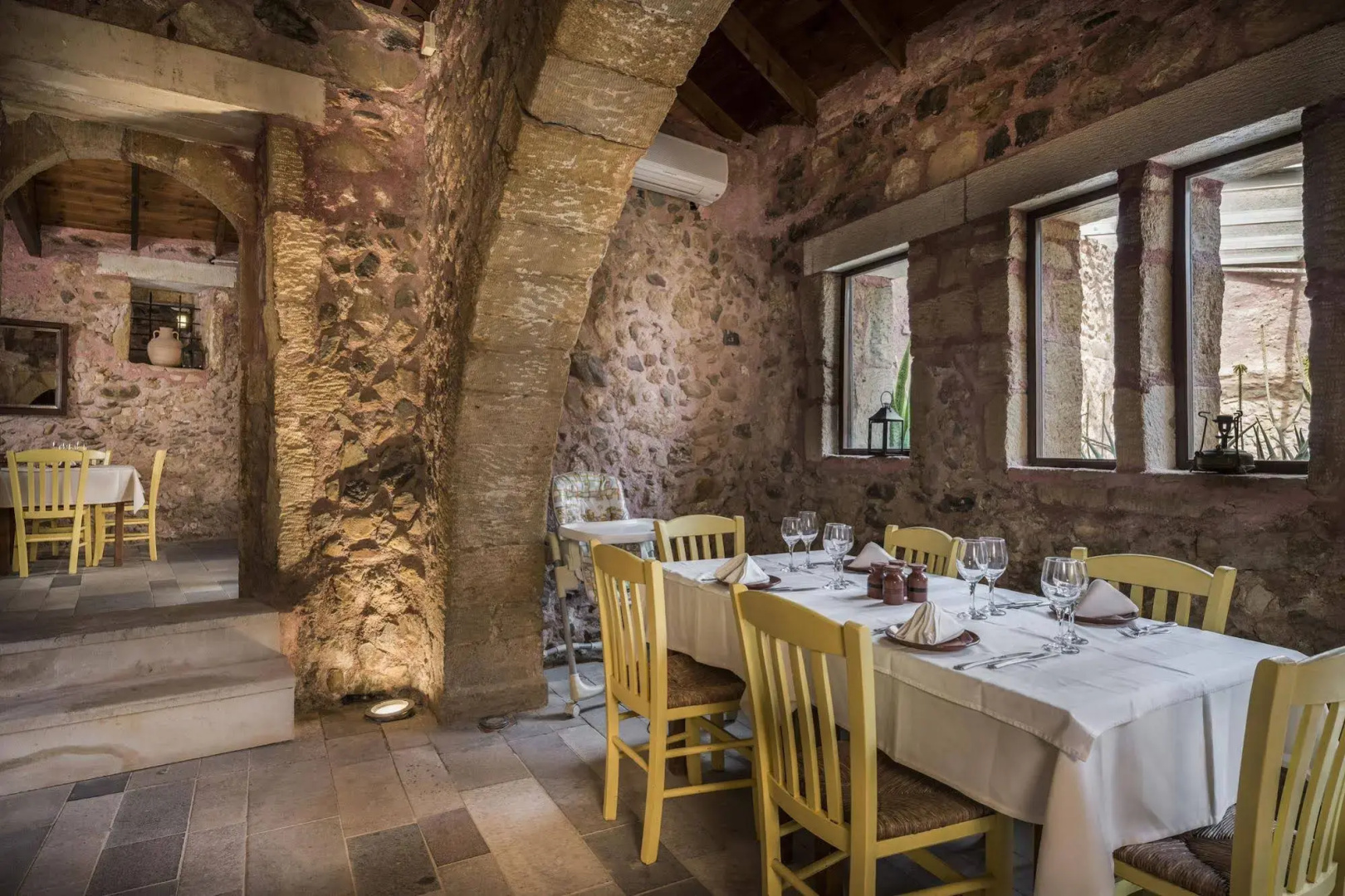 Photo - Spilia Village Hotel & Villas