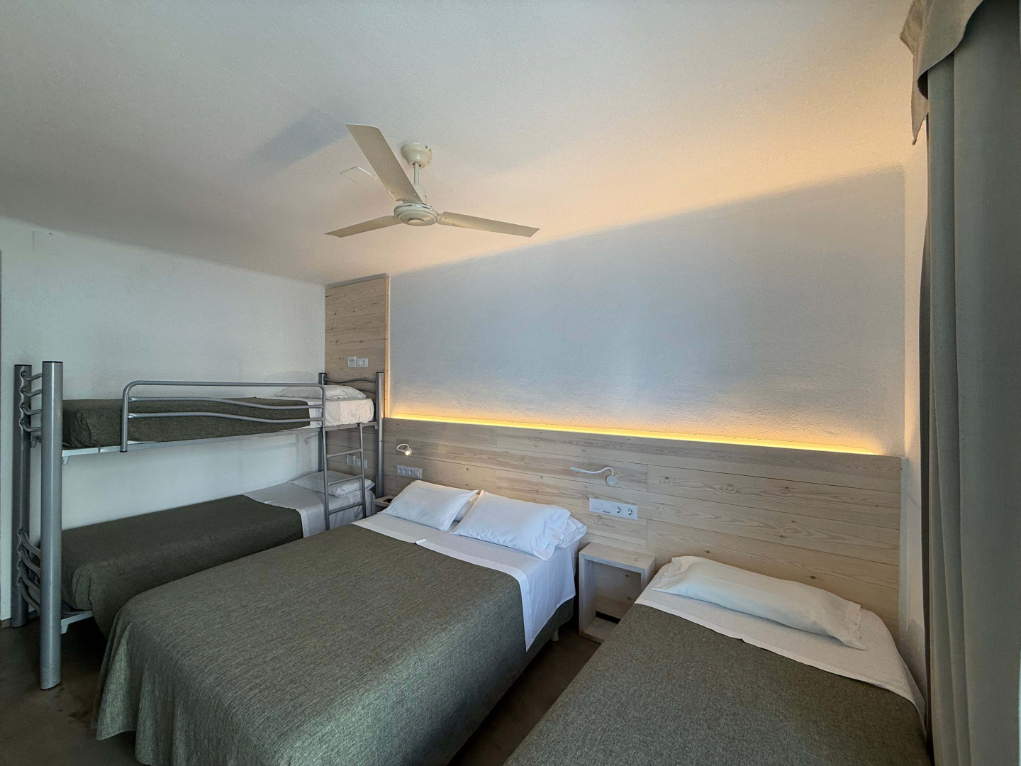 Photo - Hostal ROM Familiar
