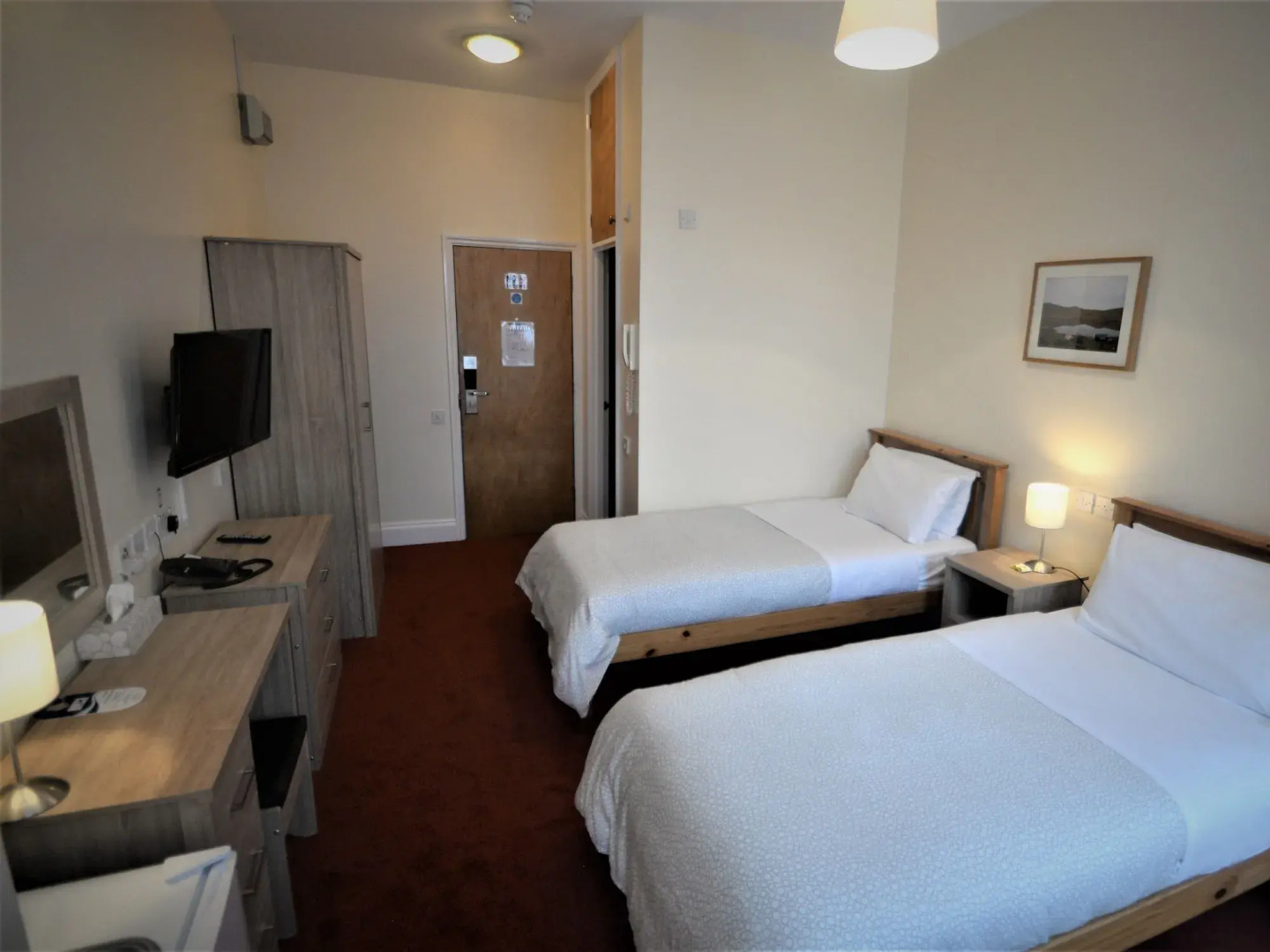 Photo - The Gateway Hotel