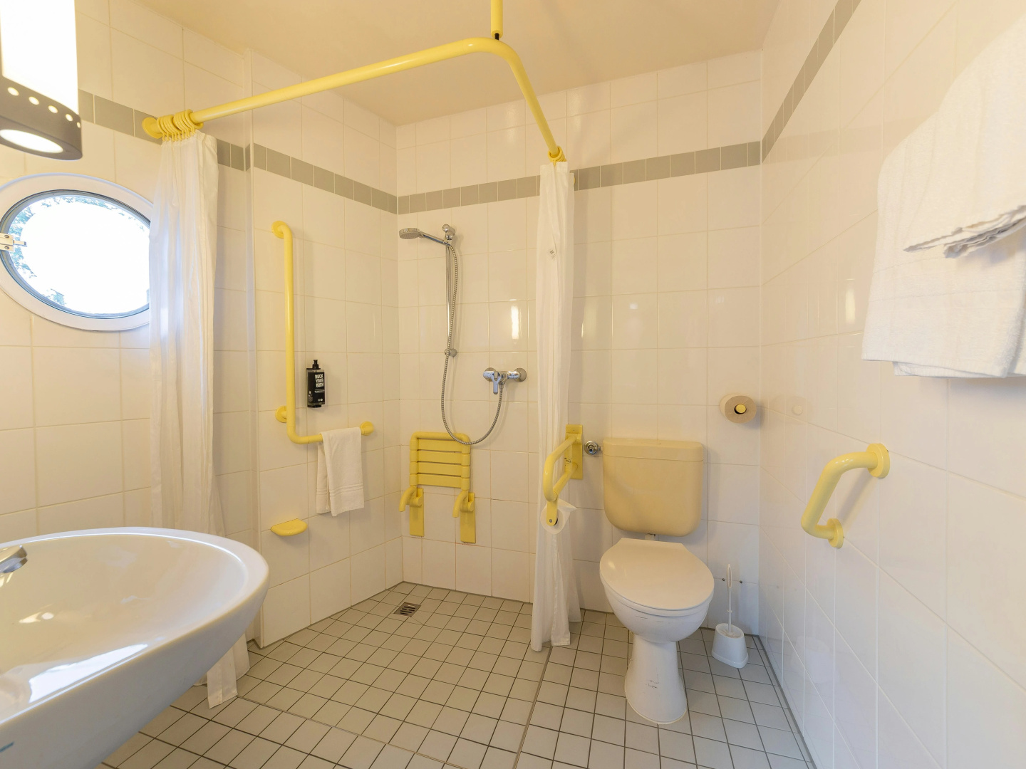 Photo - B&B HOTEL Essen-Hbf