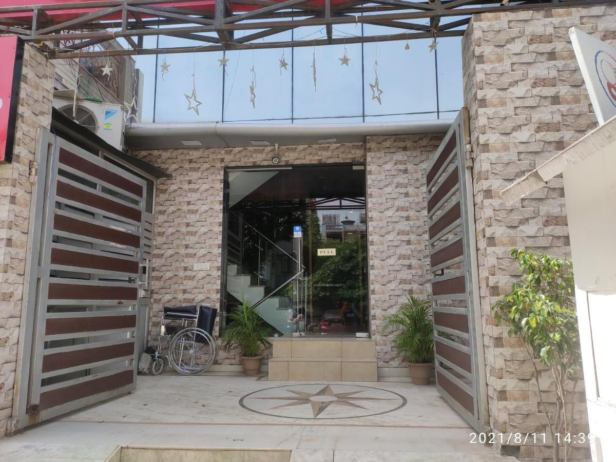 Foto - Hotel Jashn Inn near Apollo Hospital, Delhi