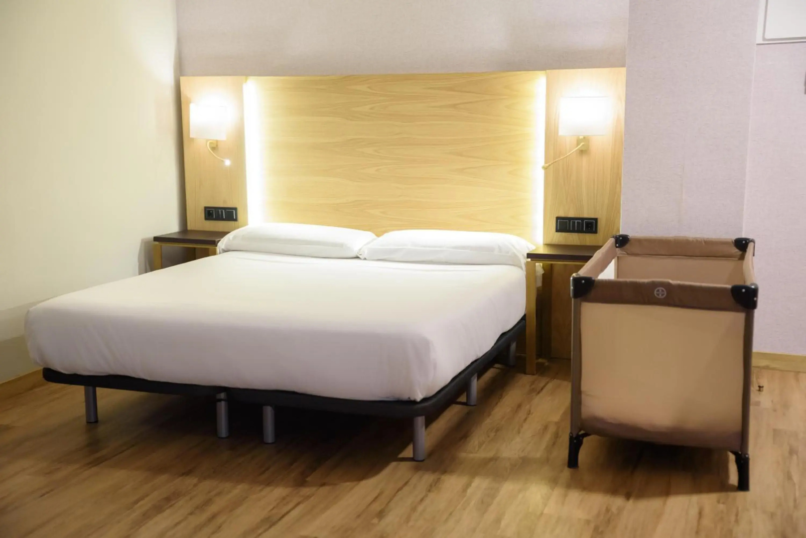 Photo - Hotel Zentral Mayoral