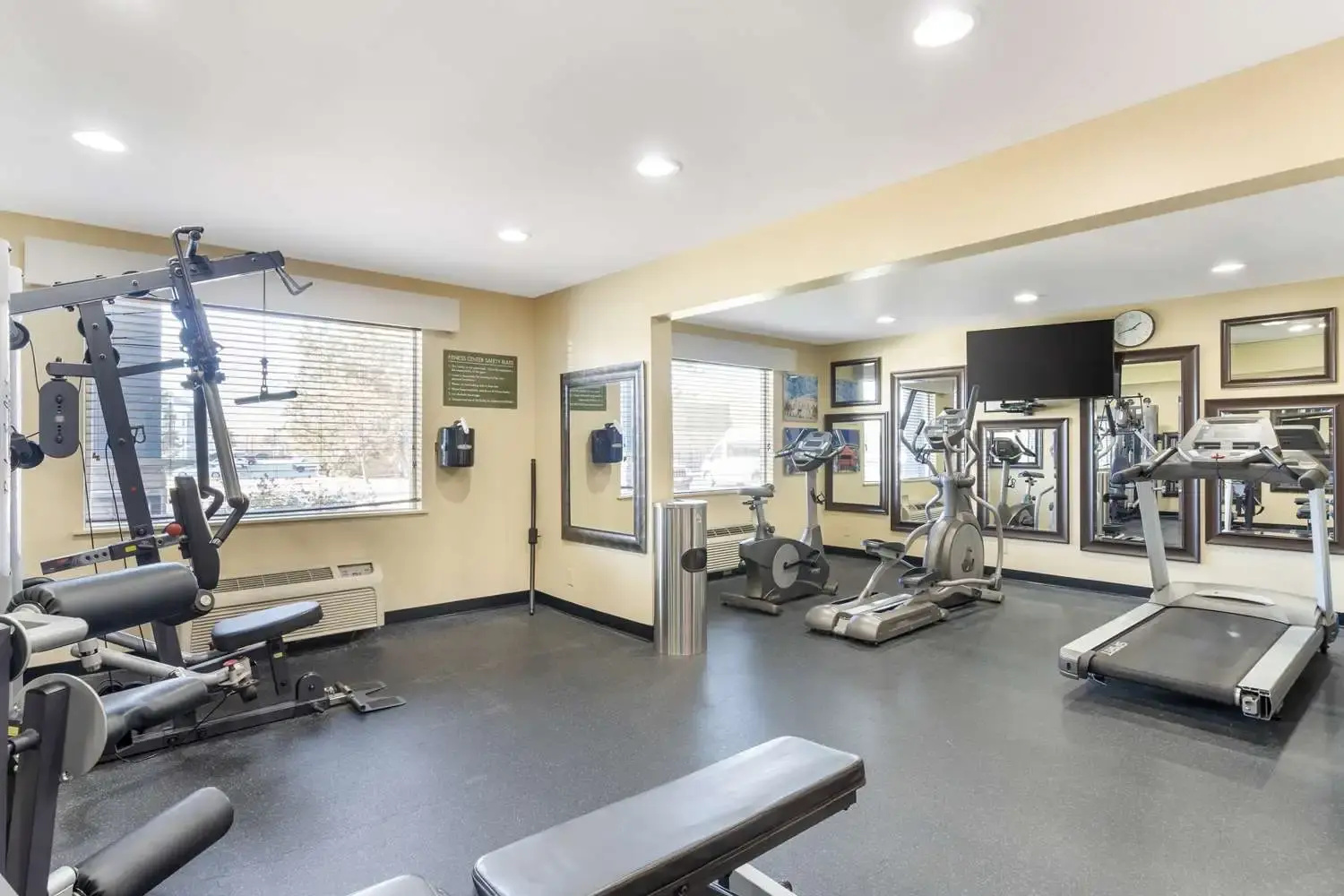 Photo - Best Western Glenview - Chicagoland Inn and Suites