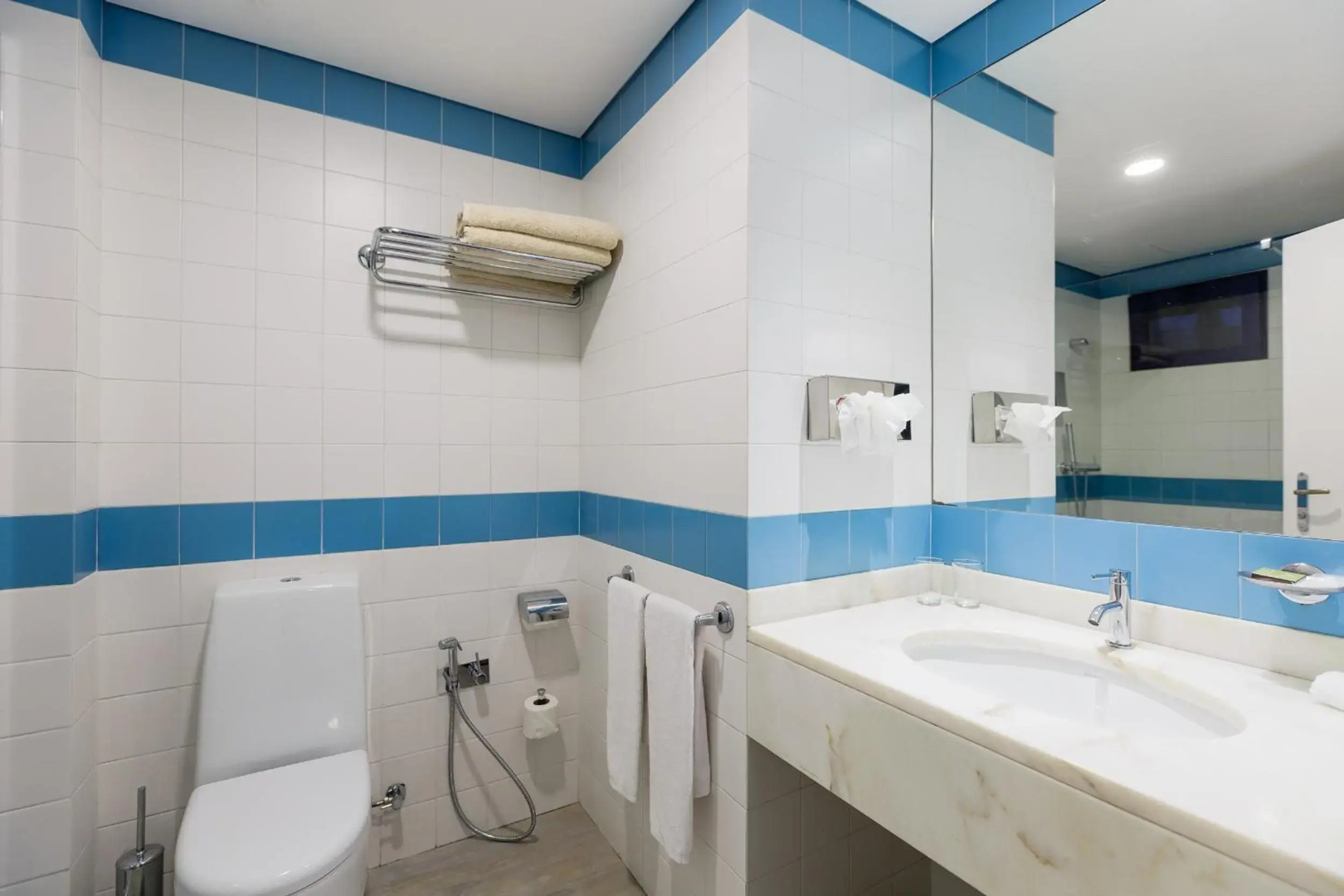 Photo - Terrace Mar Suite Hotel