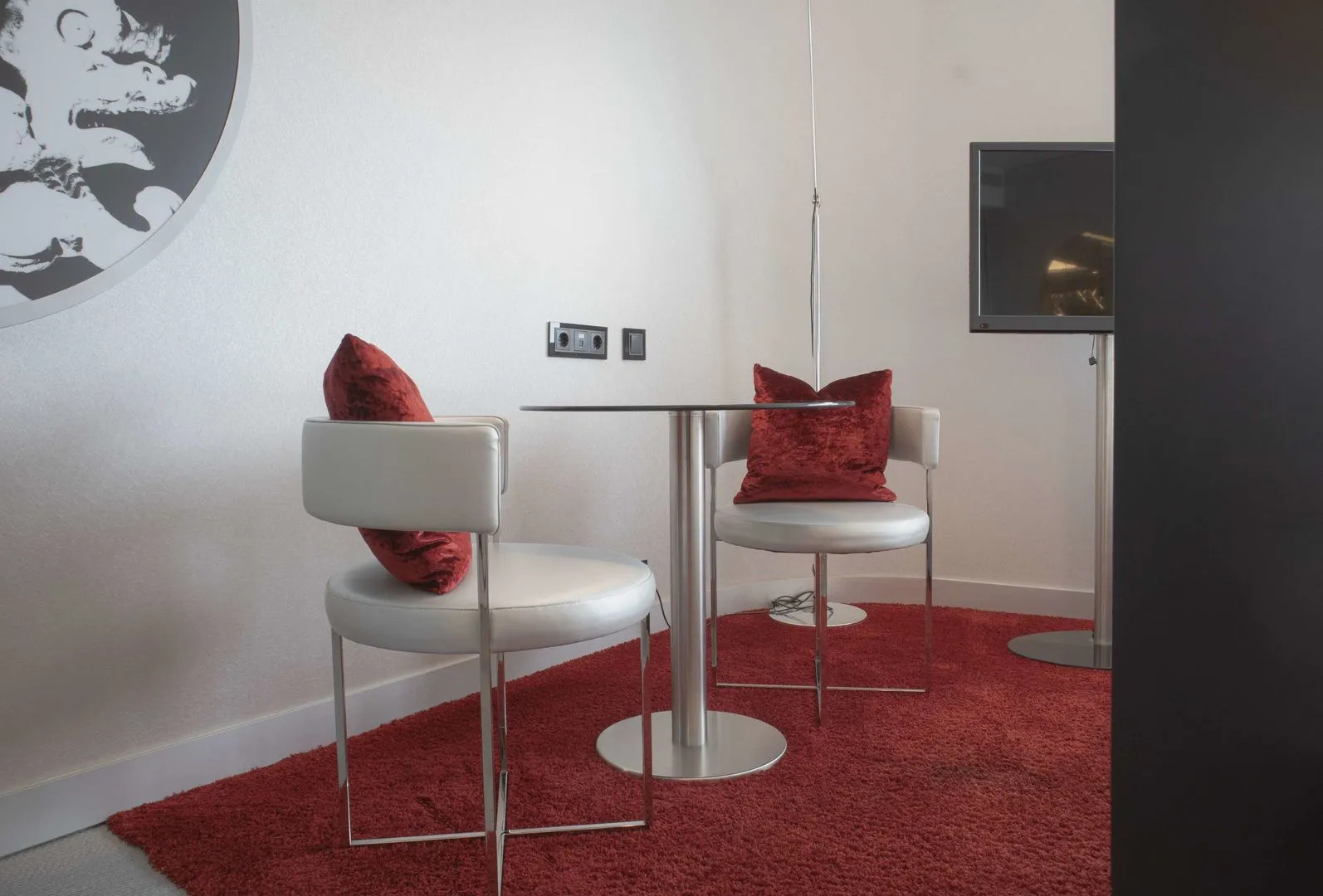 Photo - MYRIAD by SANA Hotels