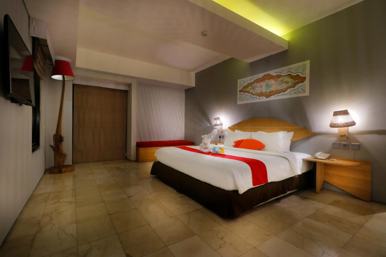 Photo - Koa D Surfer Hotel