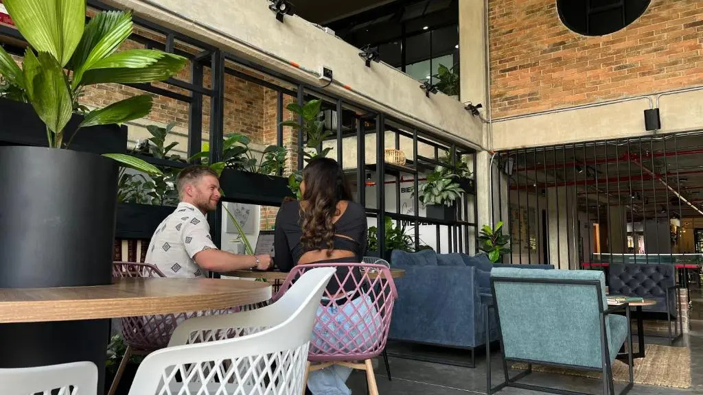 Photo - Los Patios Cool Living