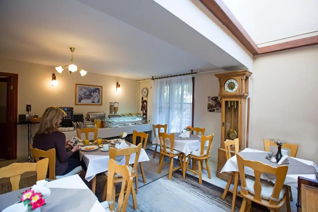 Photo - HELIOS Hotel Apartments