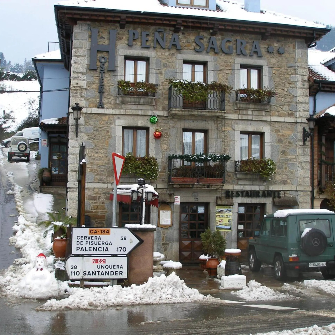 Photo - Hosteria Peña Sagra