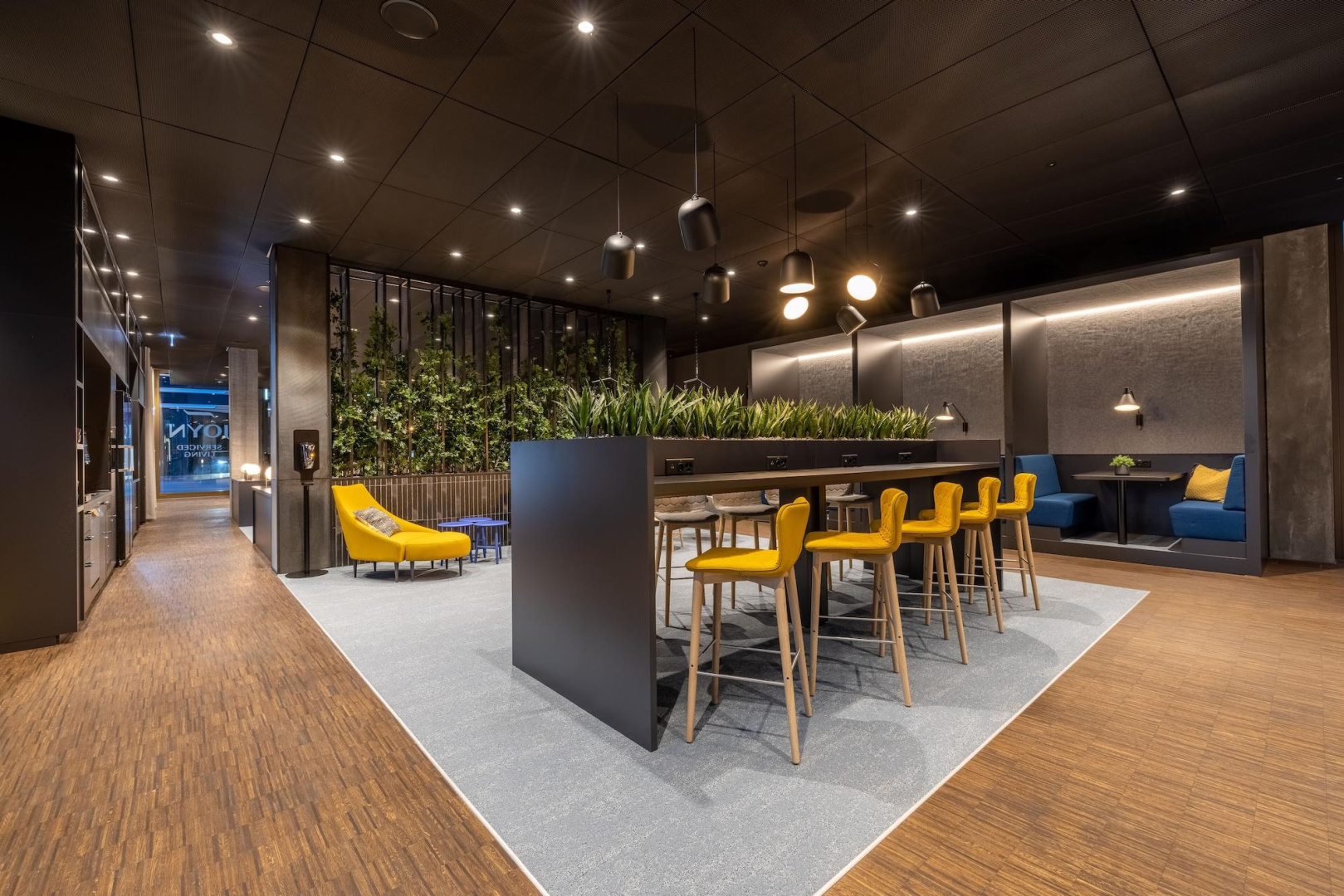 Photo - Radisson Hotel & Suites Zurich