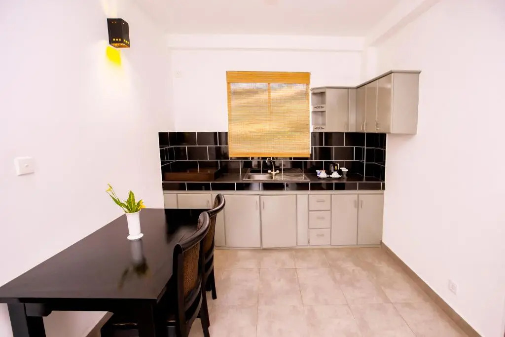 Photo - St.Lachlan Hotel & Suites