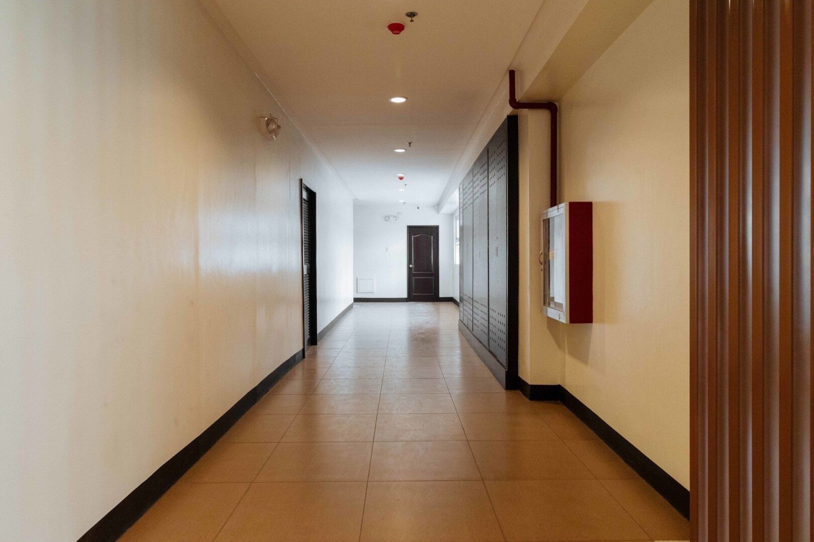 Photo - RedDoorz Plus at EDSA Congressional