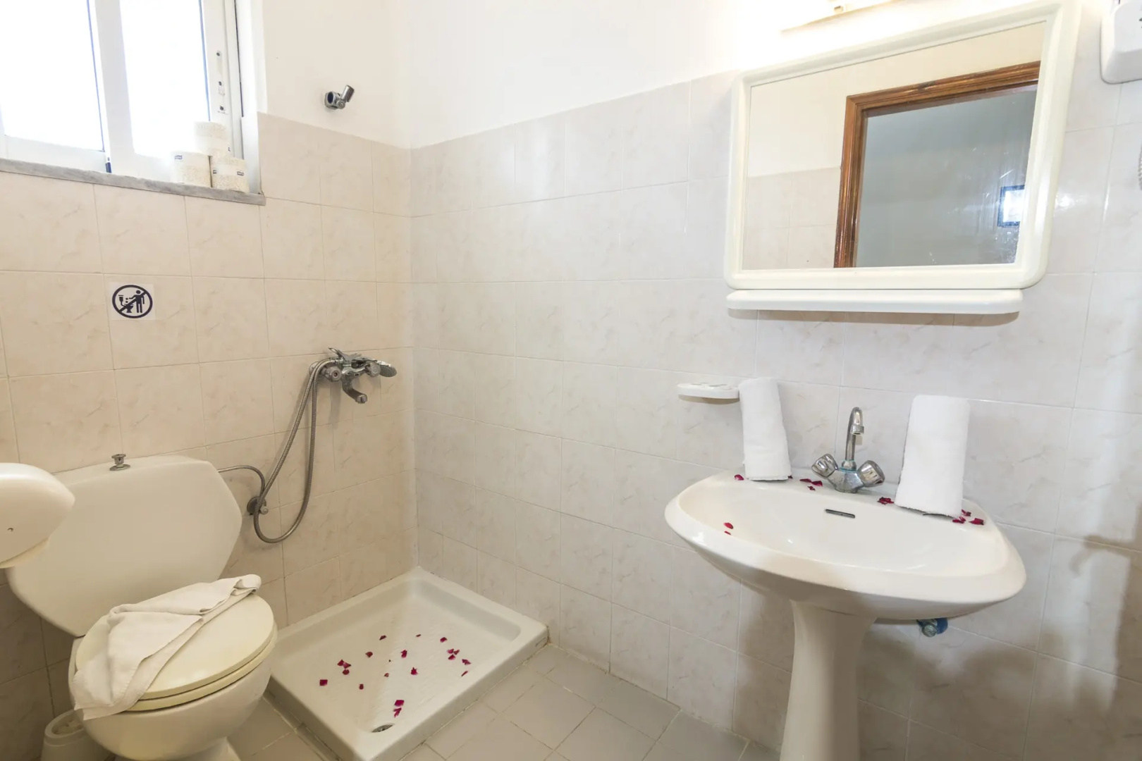Photo - Tivoli Hotel
