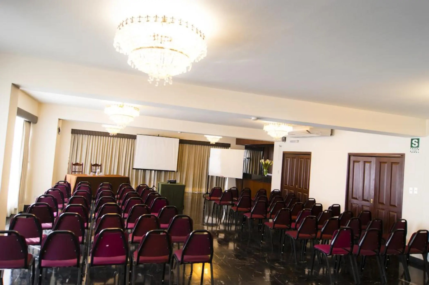 Photo - Hotel Carrera