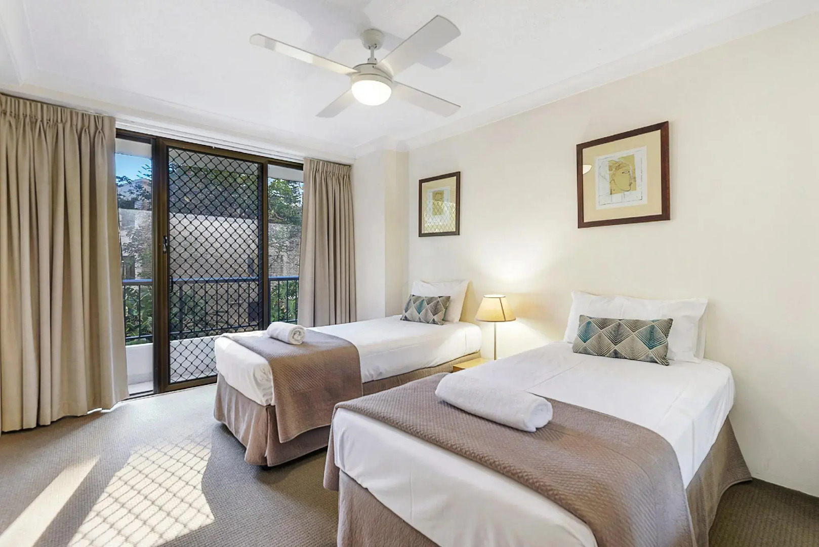 Foto - Surfers Century Oceanside Apartments