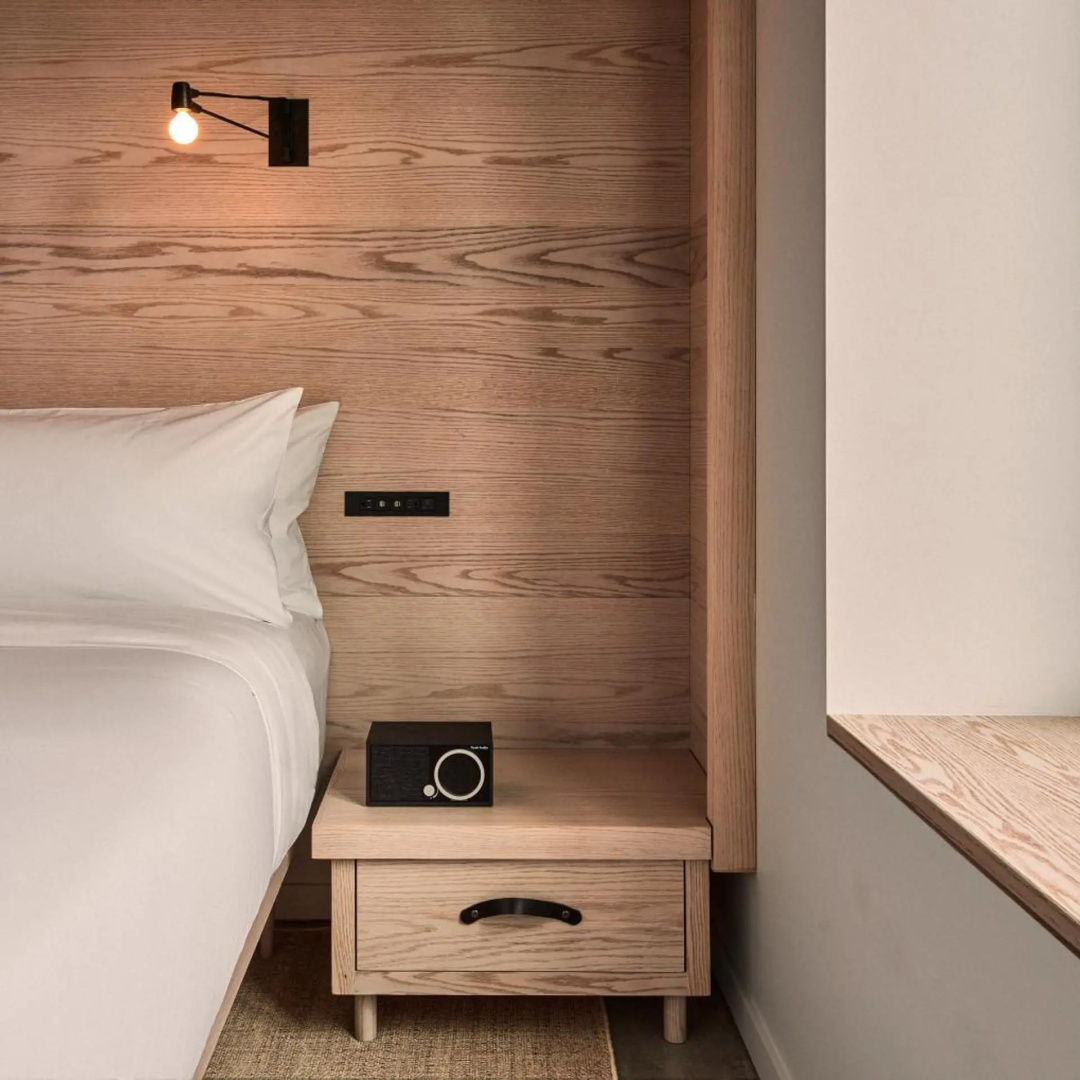 Photo - Radio Hotel