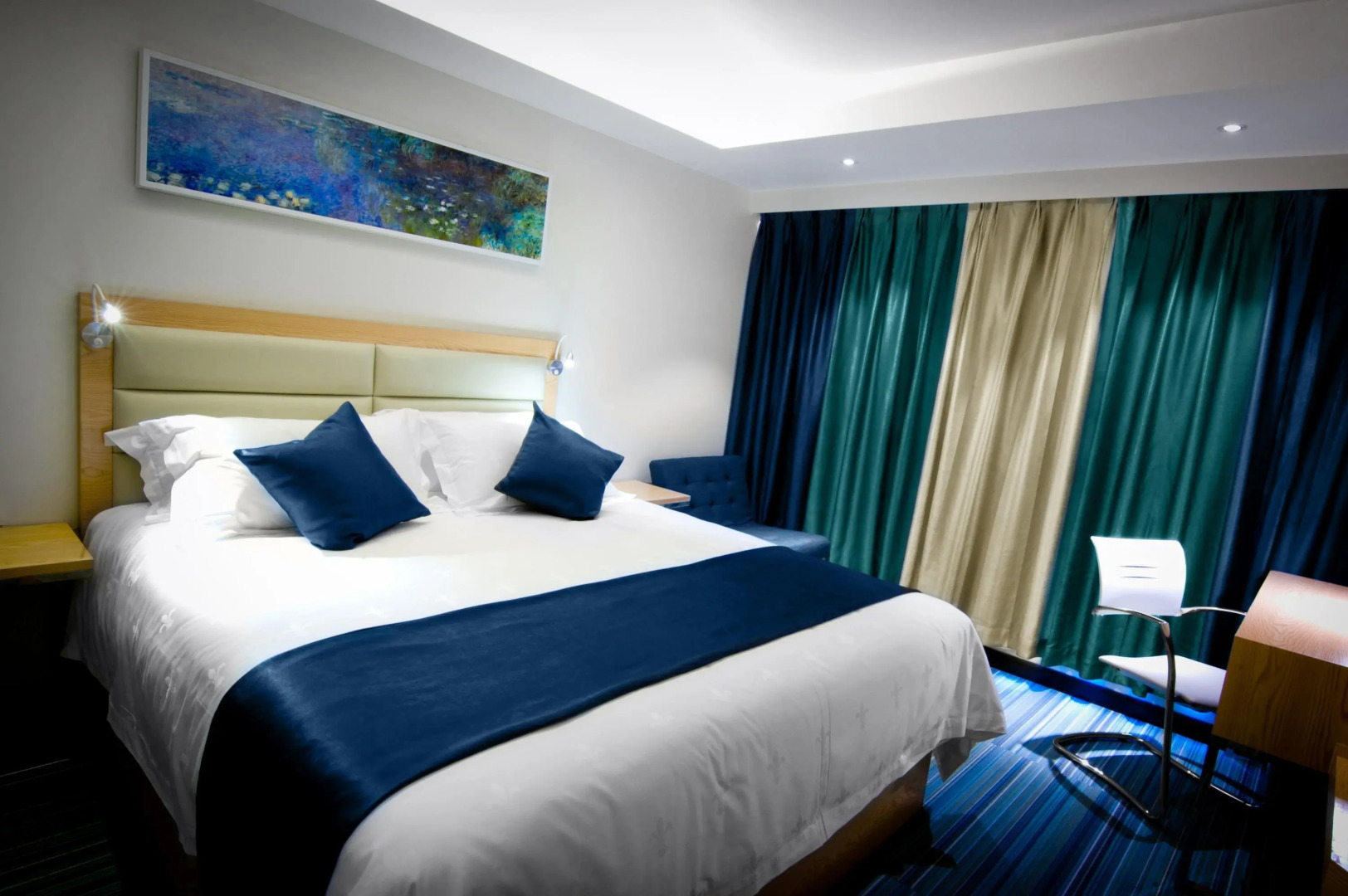 Photo - Lyz Business Hotel