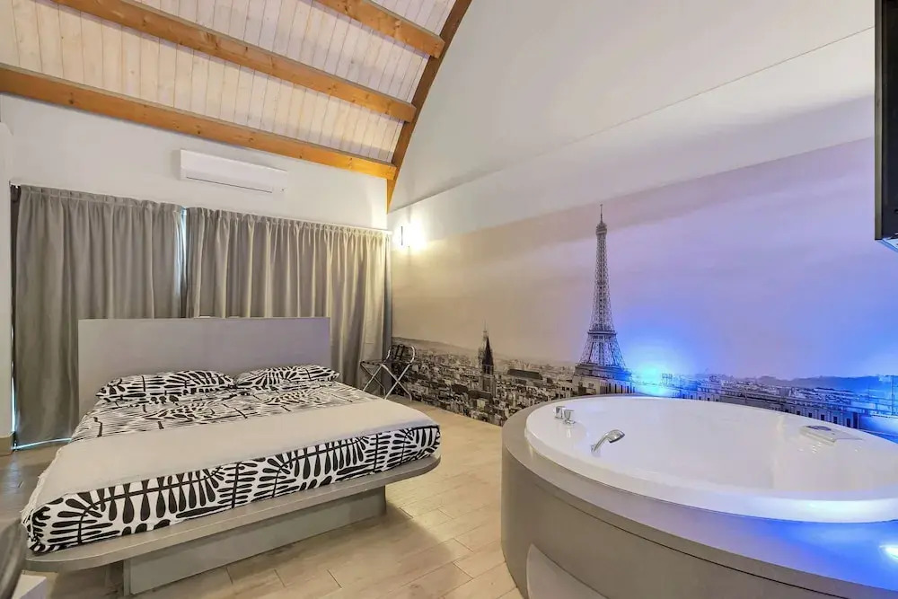 Photo - Suite A Tema