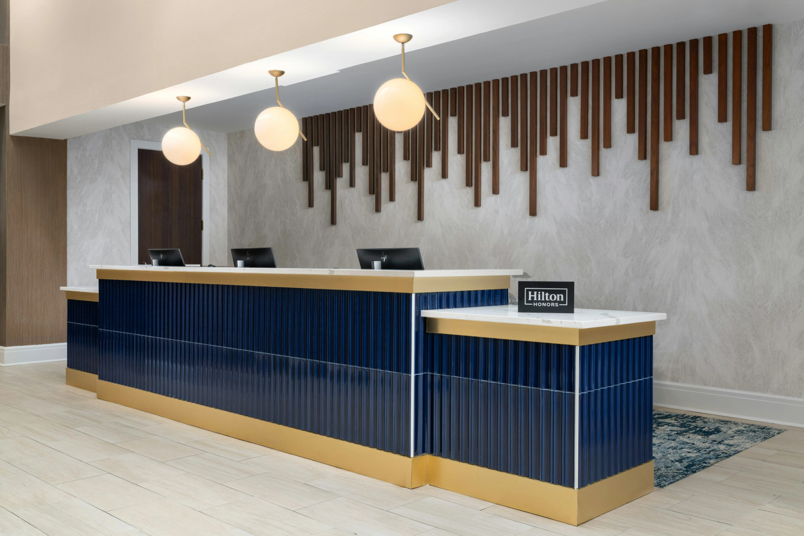 Foto - Doubletree by Hilton Hotel Norfolk Airport