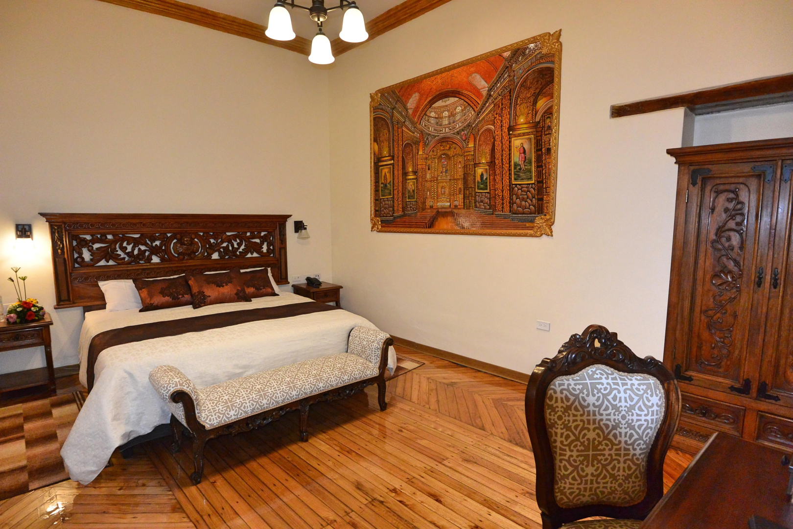 Photo - Hotel La Basílica Quito