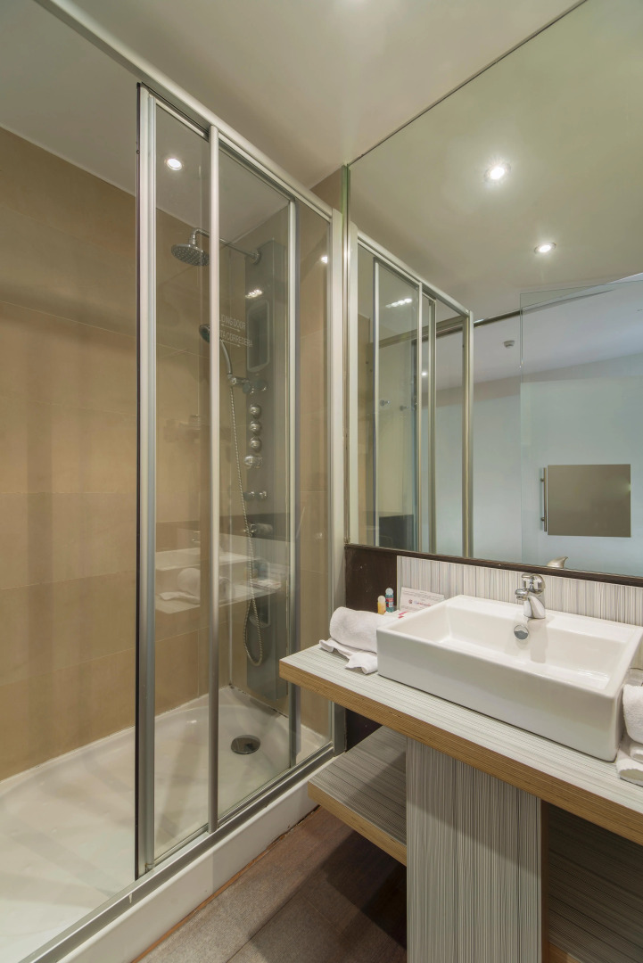 Foto - Petit Palace Arenal