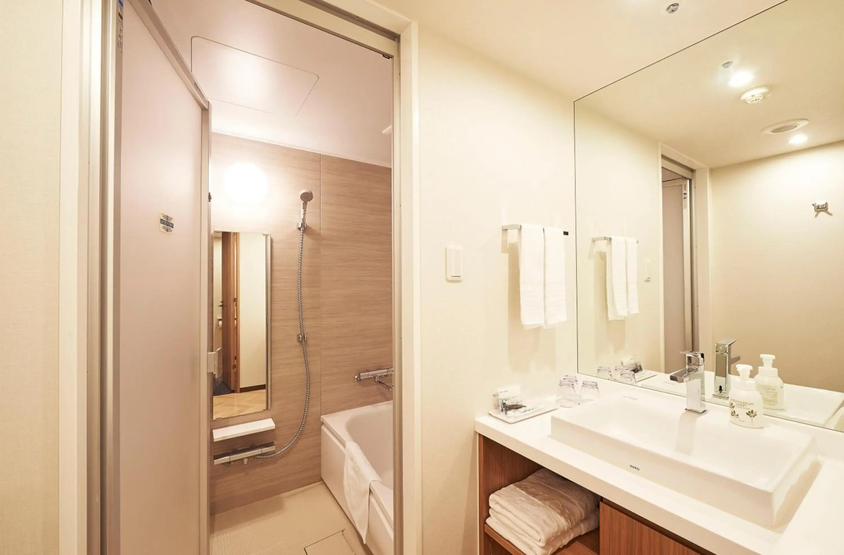 Foto - Sotetsu Fresa Inn Yokohama Higashiguchi