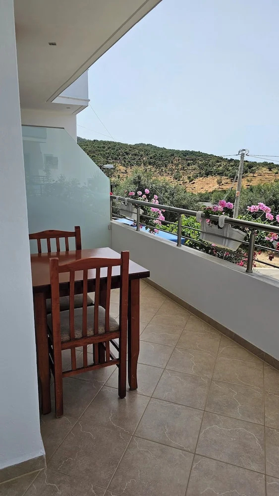 Photo - Vila Malo