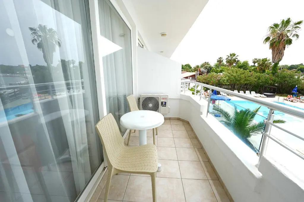 Photo - Side Beach Club Hotel
