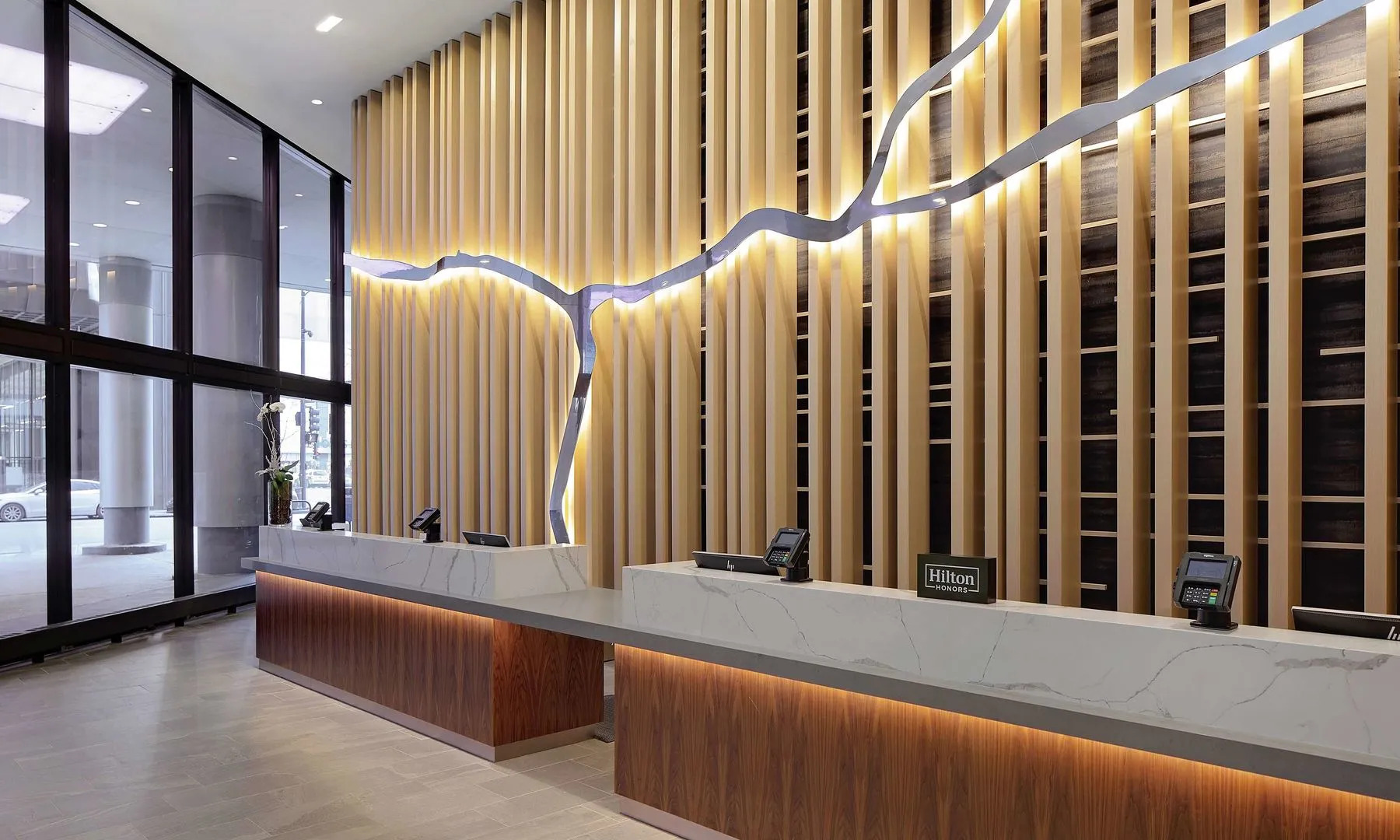 Photo - Hilton Grand Vacations Club Chicago Magnificent Mile