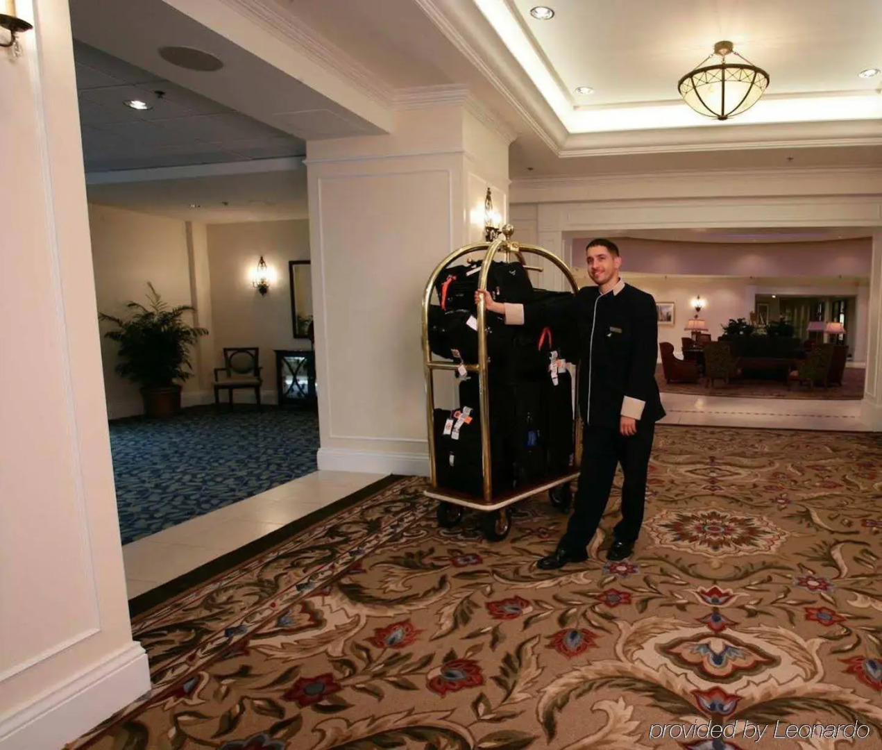 Foto - DoubleTree by Hilton Chicago - Oak Brook