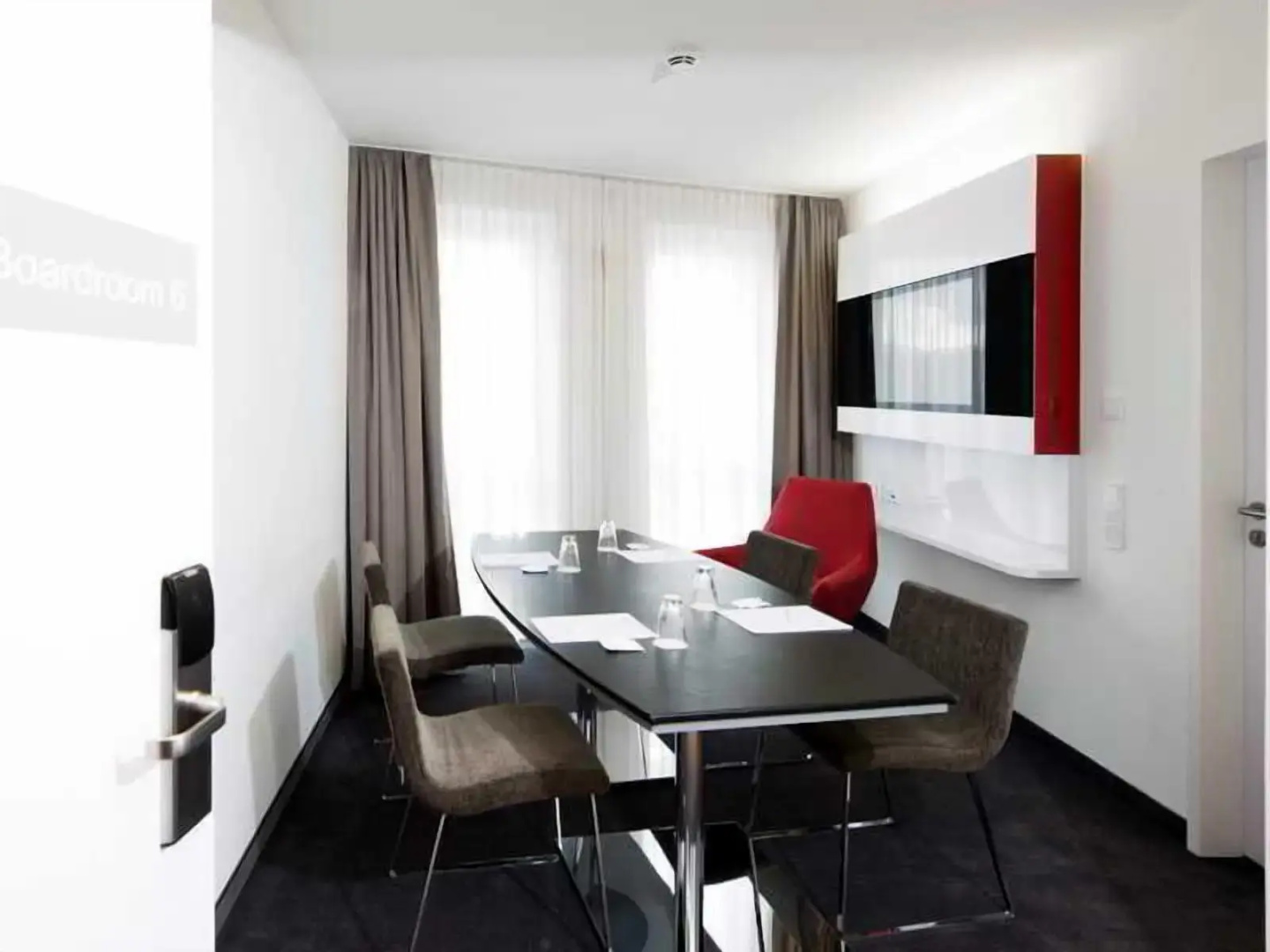 Photo - DORMERO Hotel Frankfurt