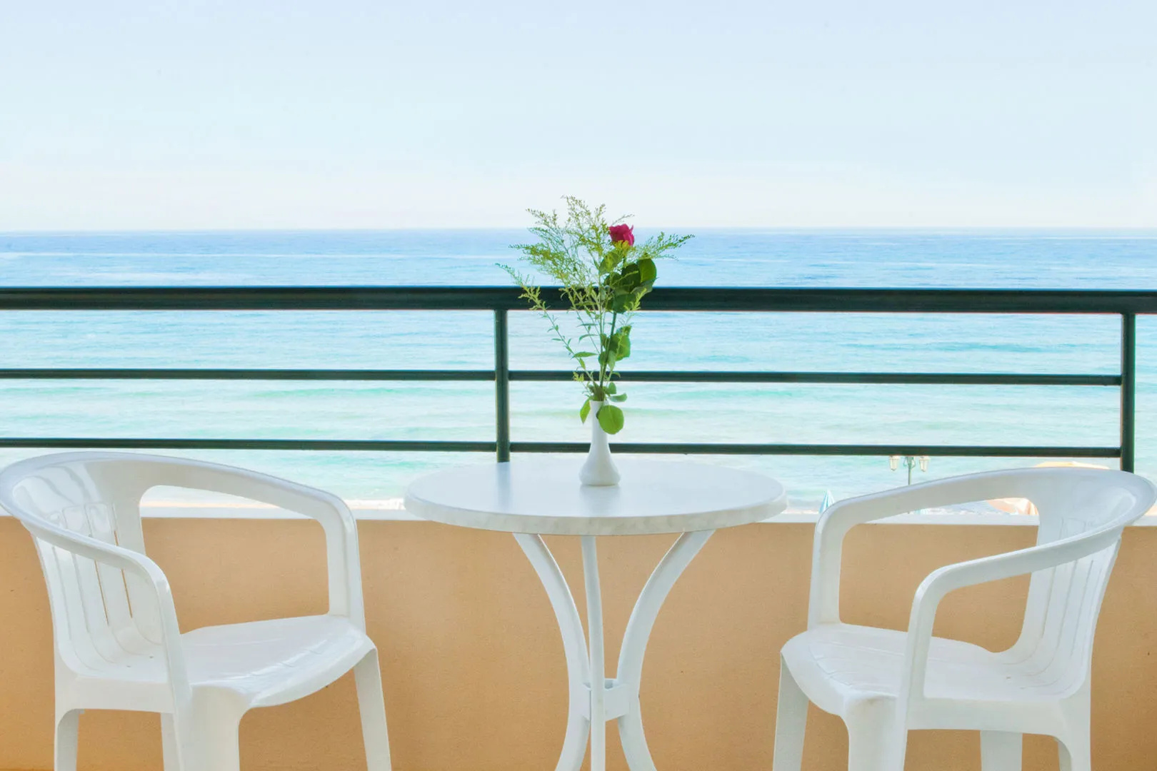 Photo - Dedalos Beach Hotel