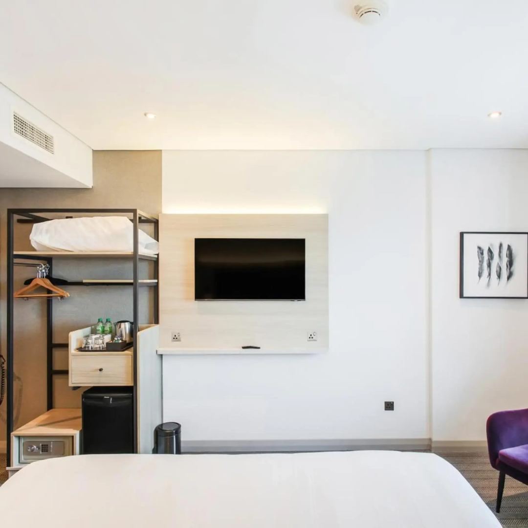 Photo - Premier Inn Dubai International Airport - An Emirates Group Company