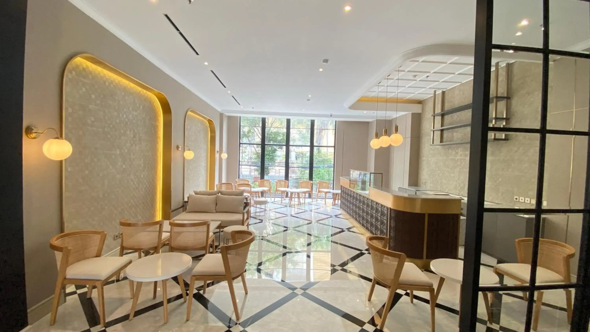 Photo - Maia Hotel Jakarta