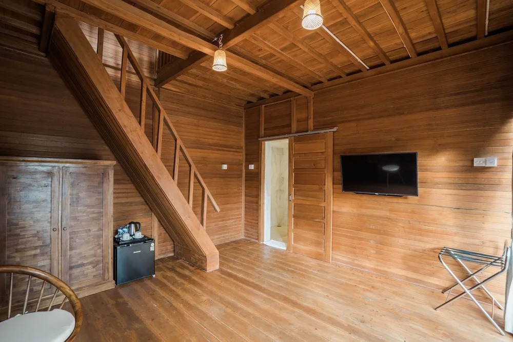 Photo - Andi Beach House